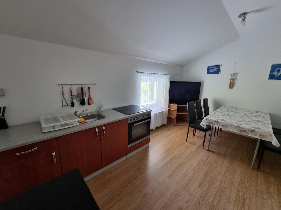 Apartma Patricija - Big Apartment For 6 Tolmin Eksteriør bilde