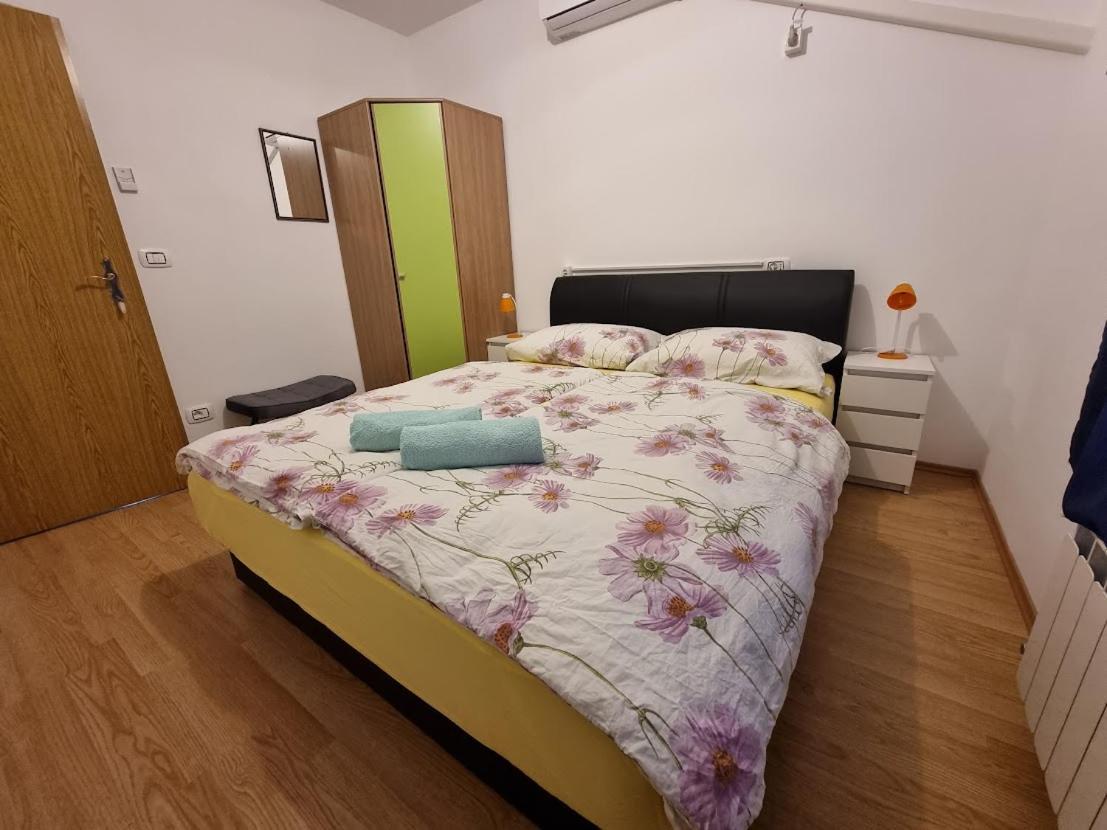 Apartma Patricija - Big Apartment For 6 Tolmin Eksteriør bilde